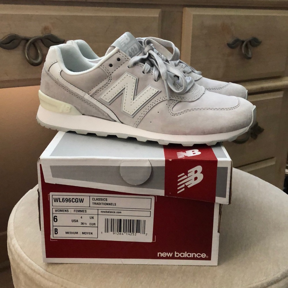 Women’s New Balance shoes